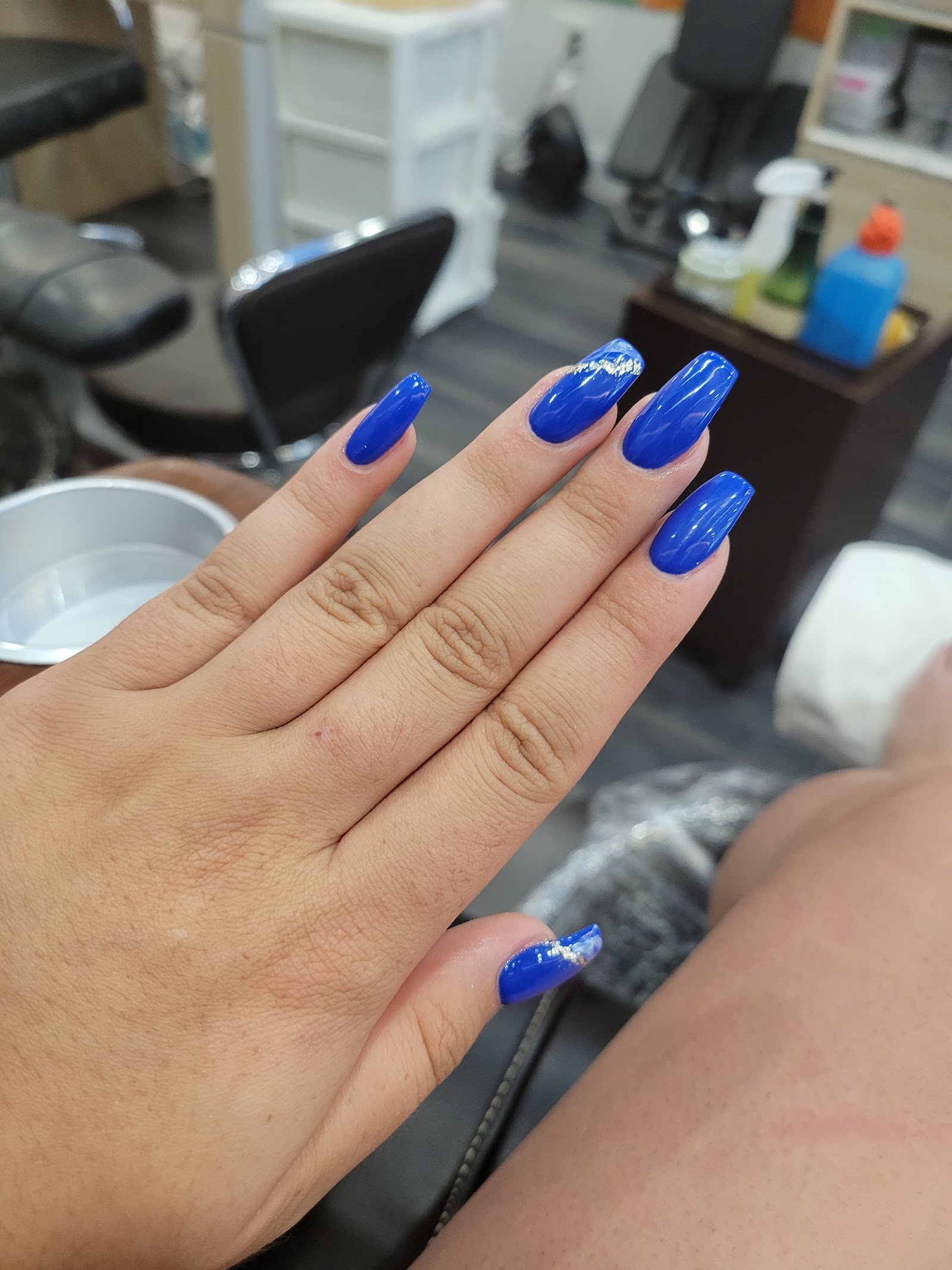 Colour Connie Nails & Spa nail photo 1