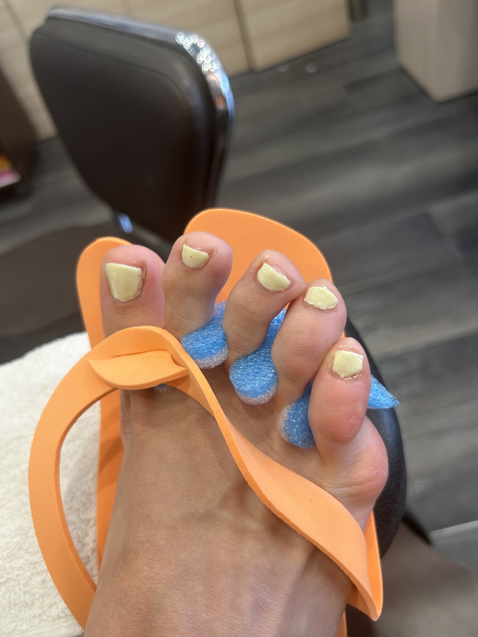 Colour Connie Nails & Spa nail photo 4